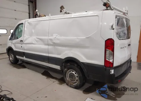 2021 Ford Transit-250 z USA, uszkodzony, nr VIN 1FTBR1Y85MKA43211